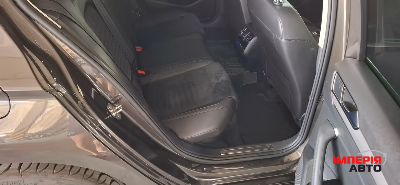 Volkswagen Passat - фото 11