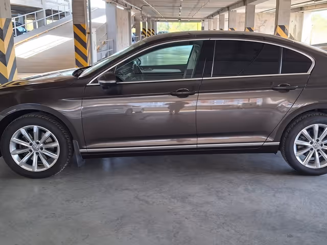 Volkswagen Passat - фото 5