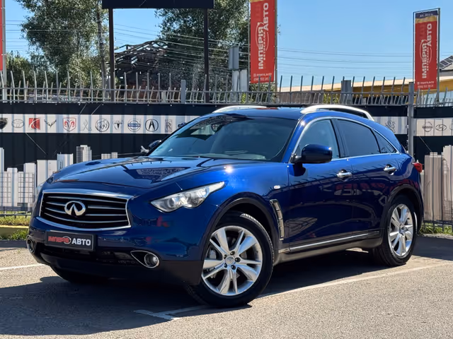 Infiniti FX - фото 1