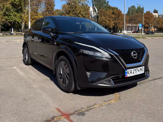 Nissan Qashqai - фото 1