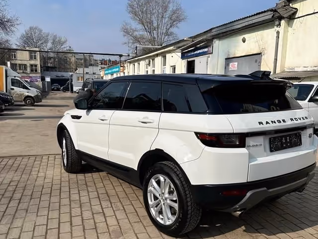 Land Rover Range Rover Evoque - фото 3
