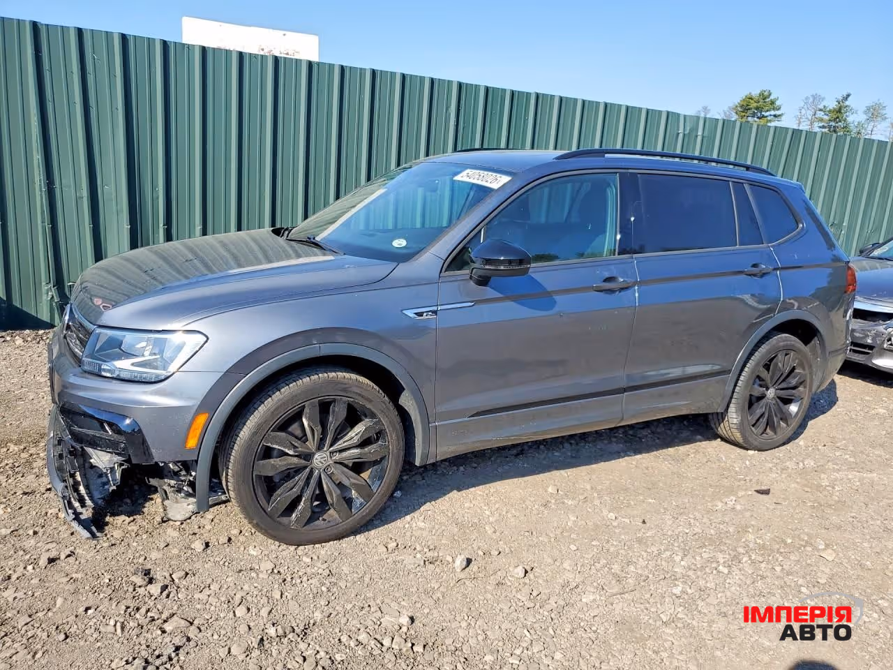 Volkswagen Tiguan - фото 2