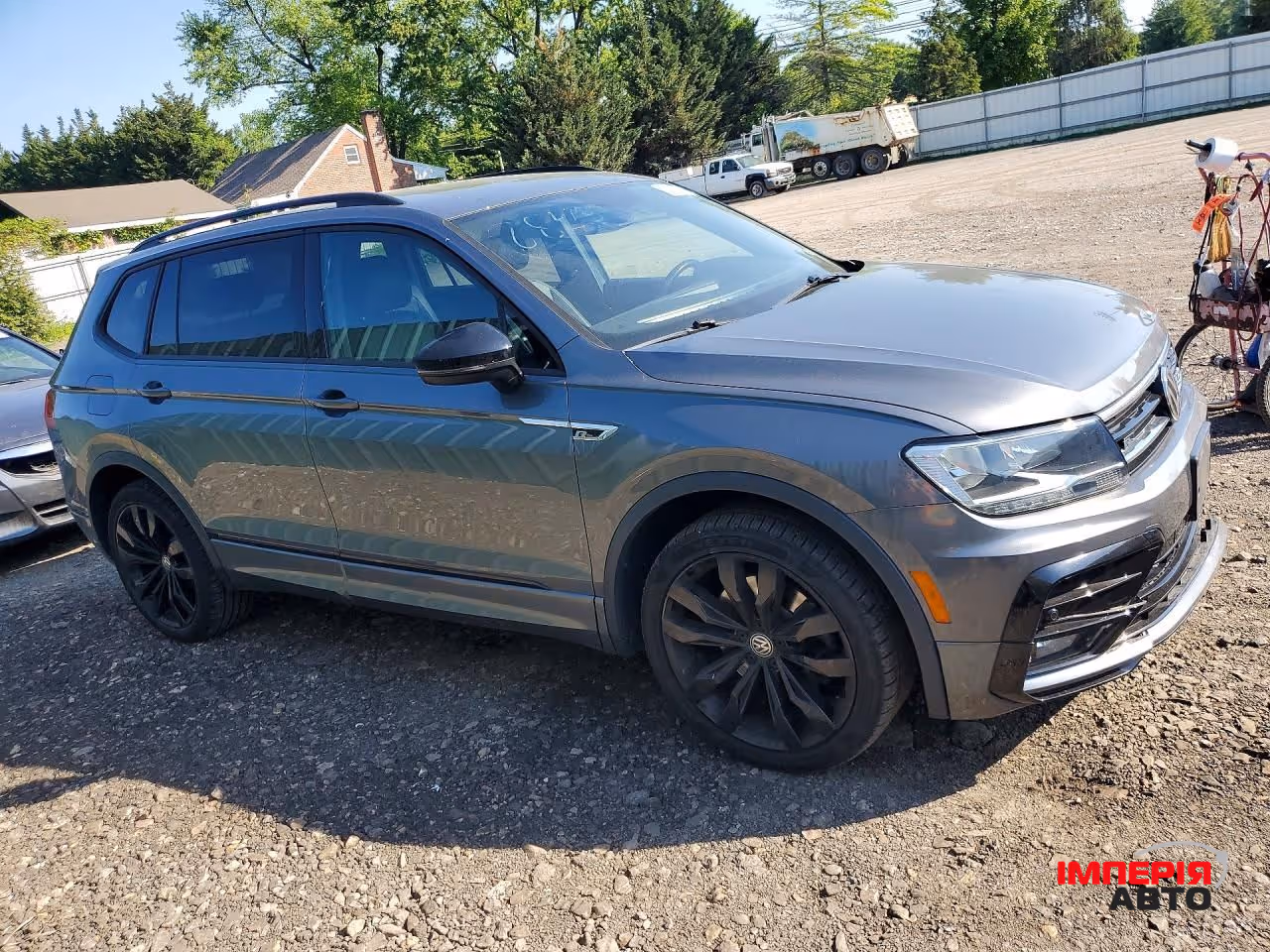 Volkswagen Tiguan - фото 1