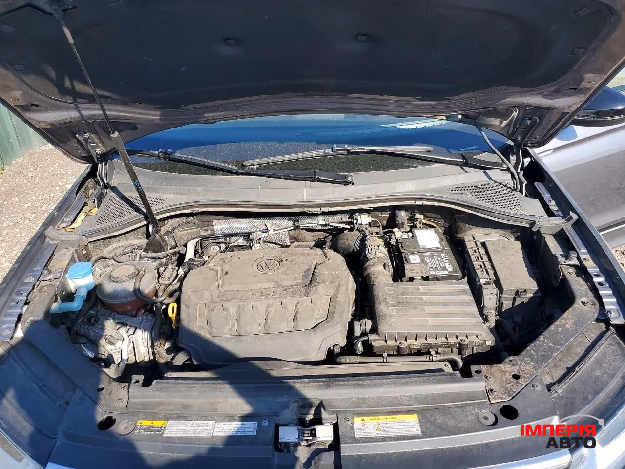 Volkswagen Tiguan - фото 12