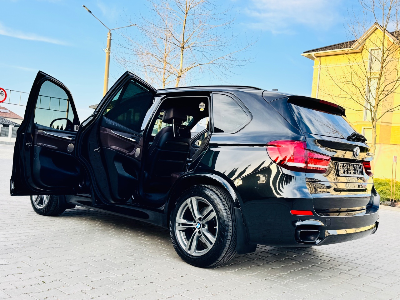 BMW X5 - фото 17