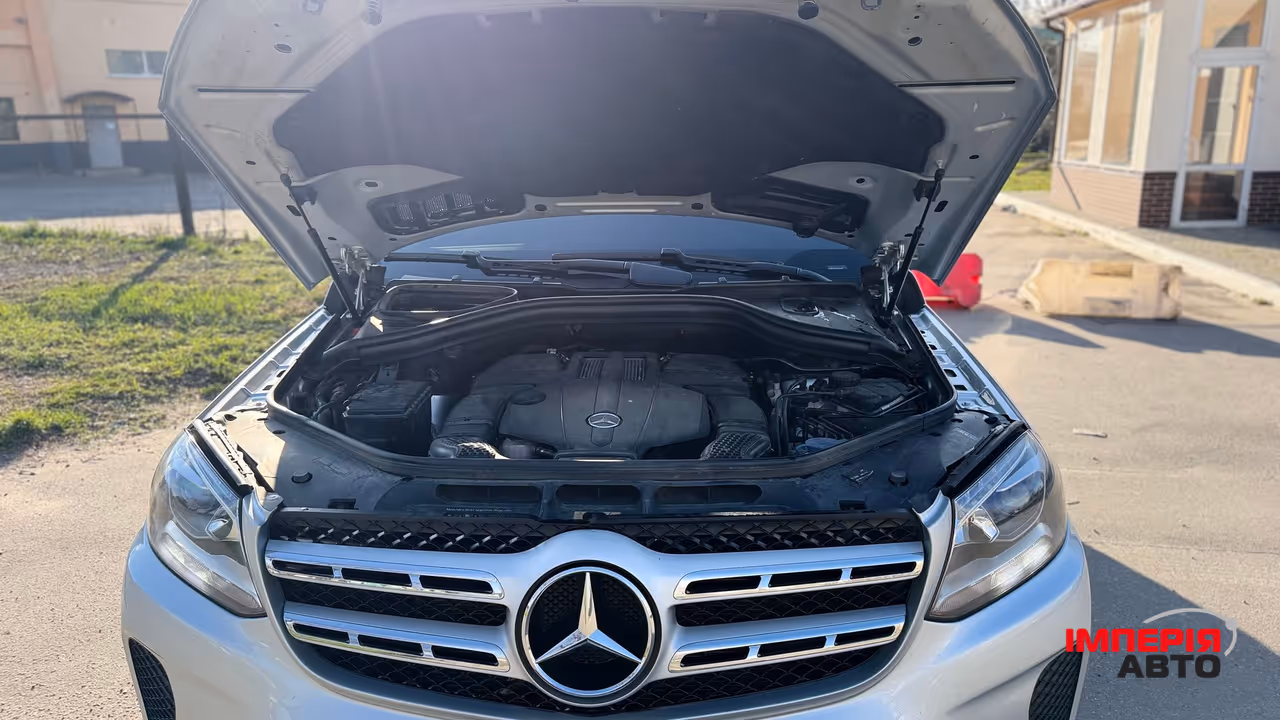 Mercedes-Benz GLS - фото 10