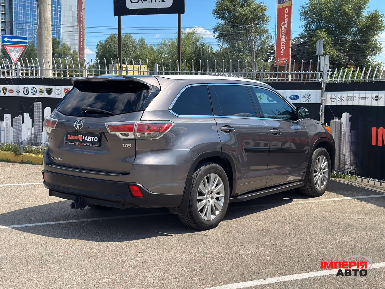 Toyota Highlander - фото 4