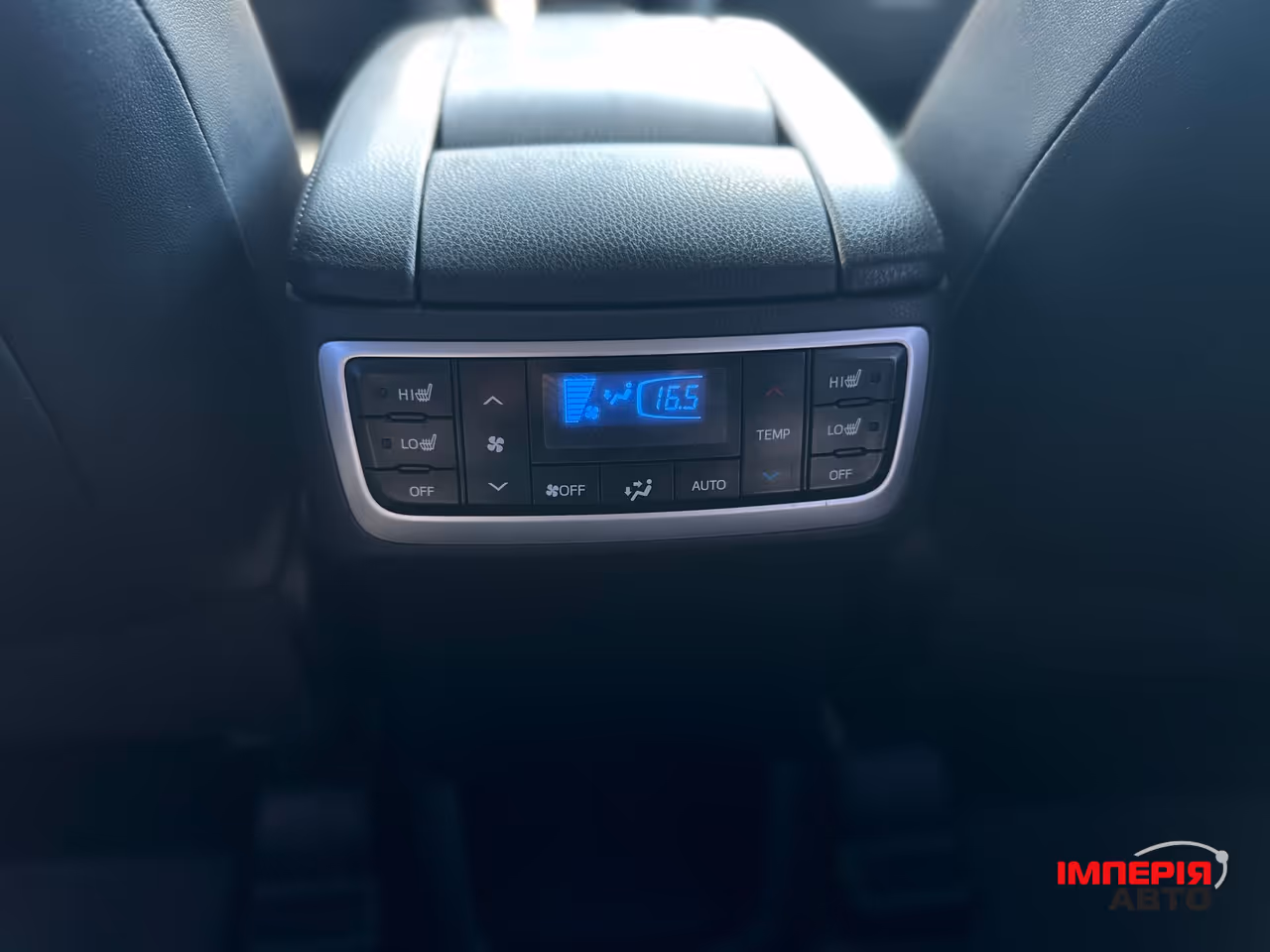 Toyota Highlander - фото 12