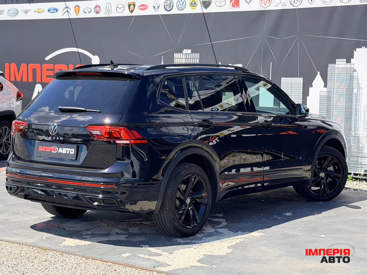 Volkswagen Tiguan - фото 5