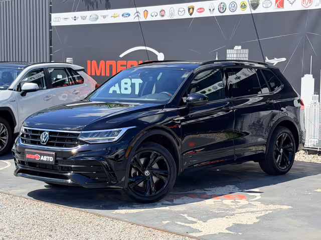 Volkswagen Tiguan - фото 2