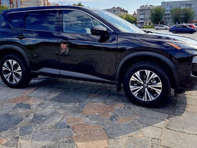 Nissan Rogue - фото 4