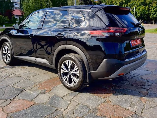 Nissan Rogue - фото 3