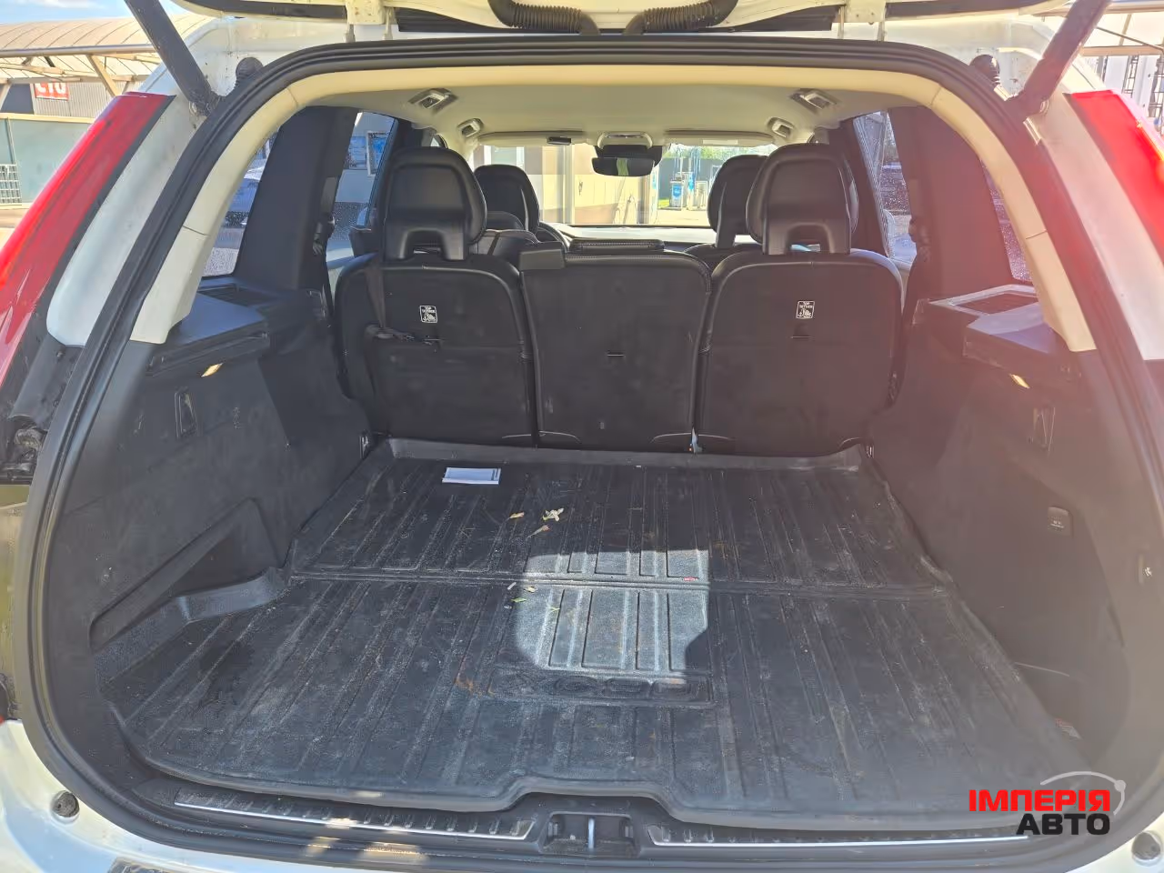 Volvo XC90 - фото 19
