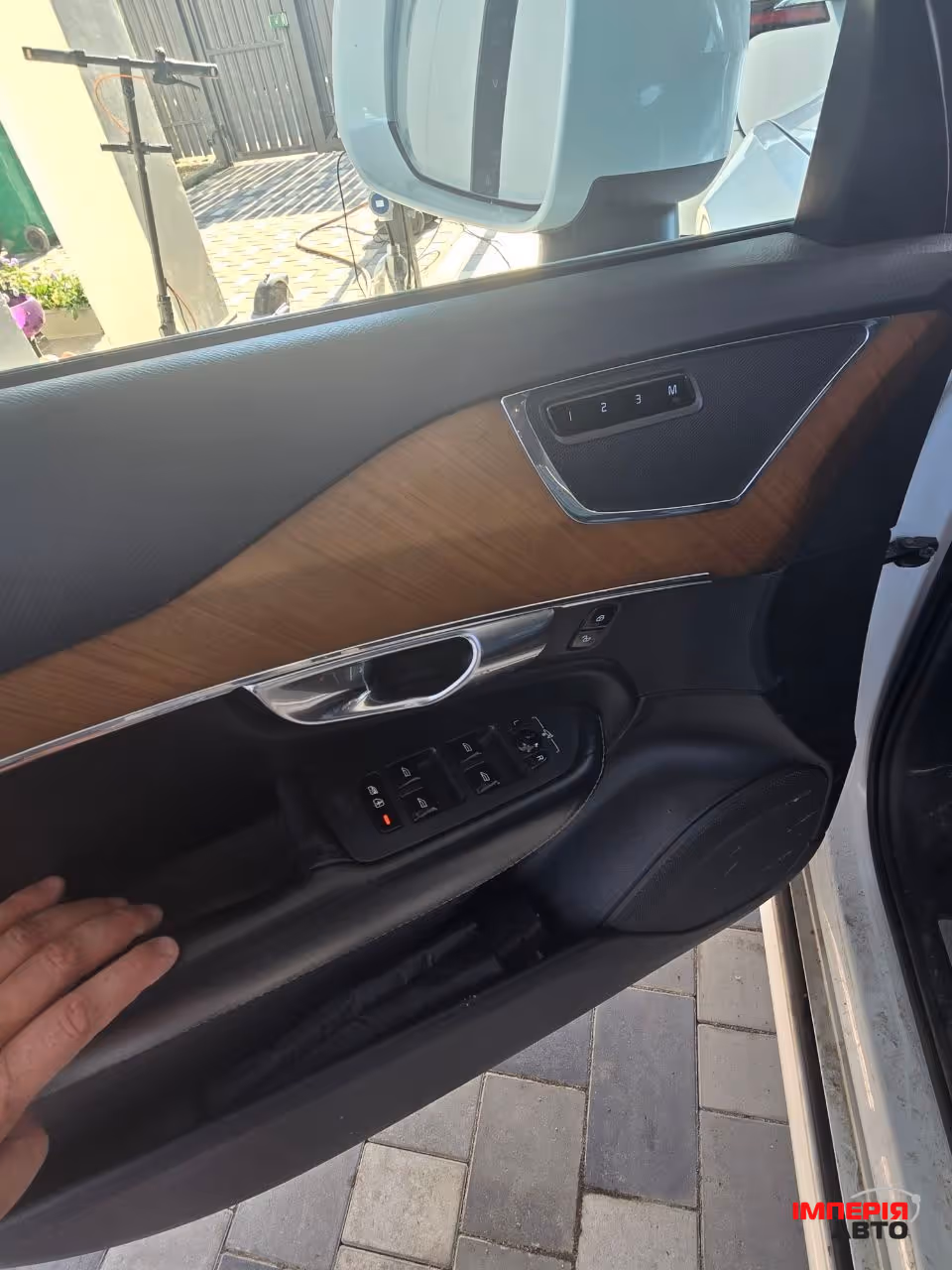 Volvo XC90 - фото 14