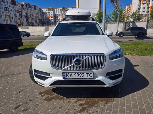 Volvo XC90 - фото 4