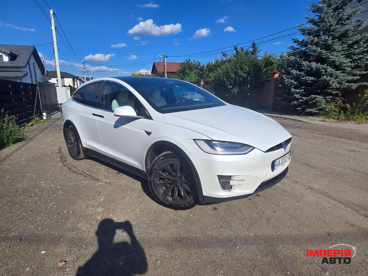 Tesla Model X - фото 8