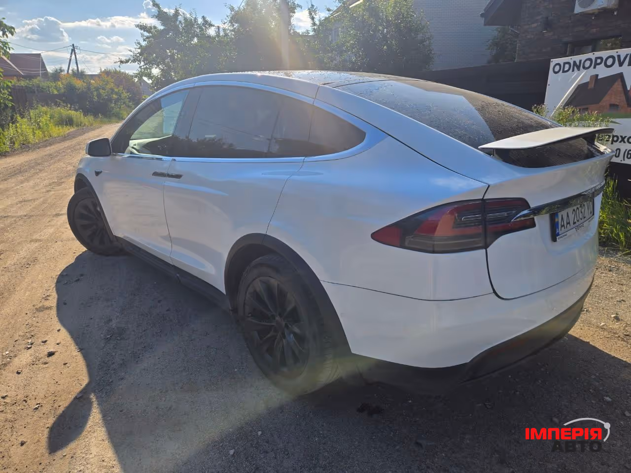 Tesla Model X - фото 4