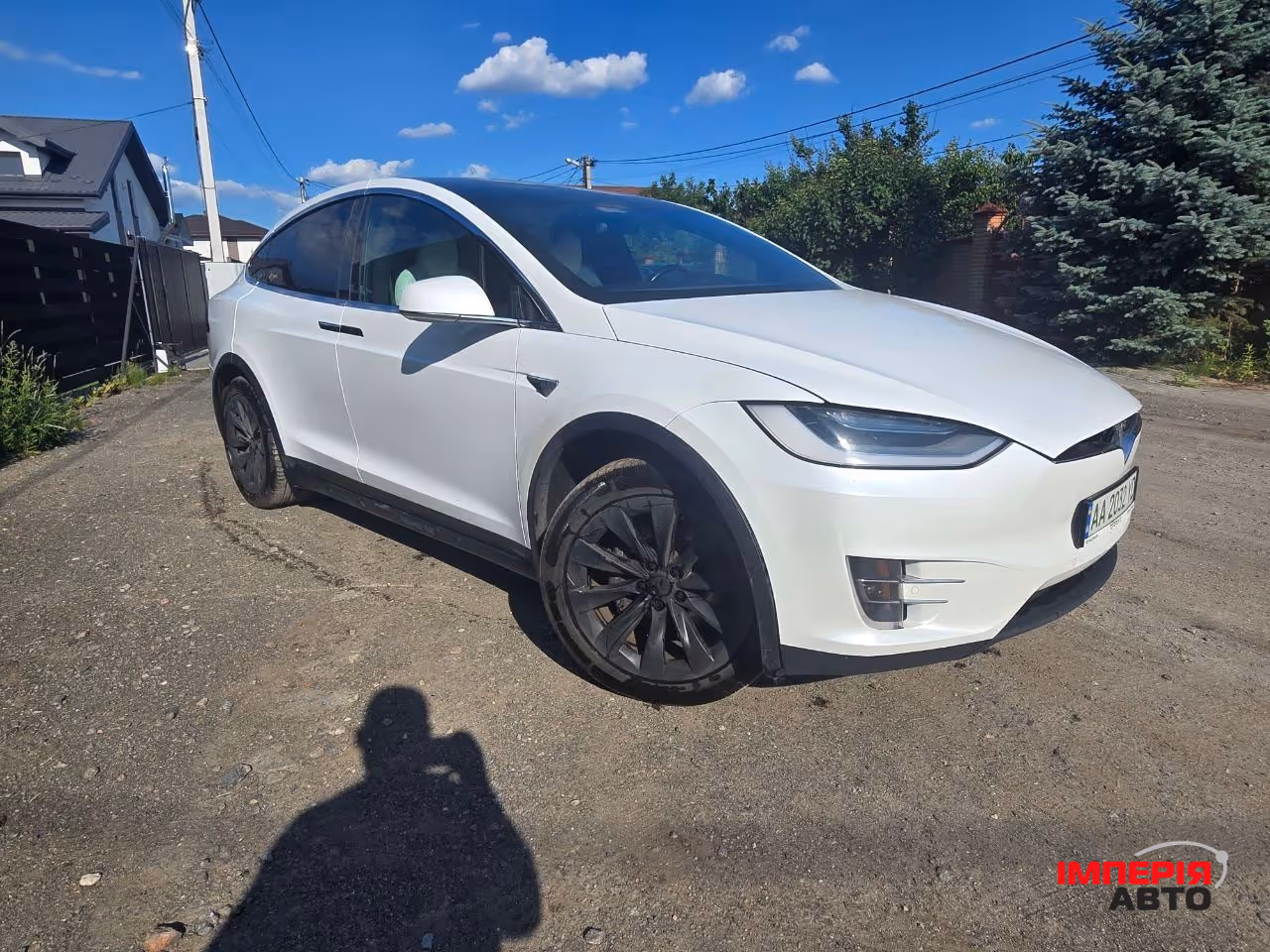 Tesla Model X - фото 5