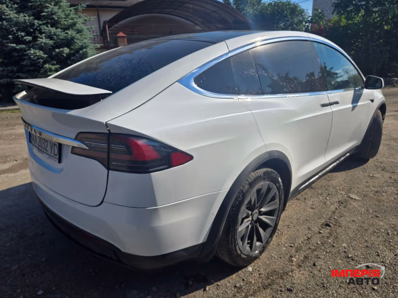 Tesla Model X - фото 3
