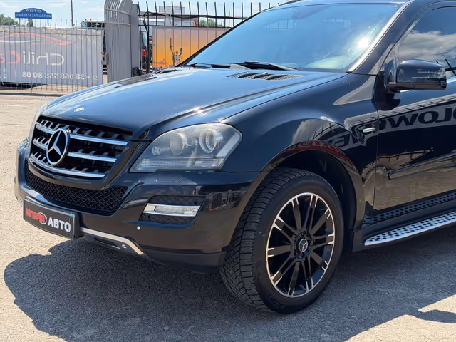 Mercedes-Benz M-Класс - фото 2