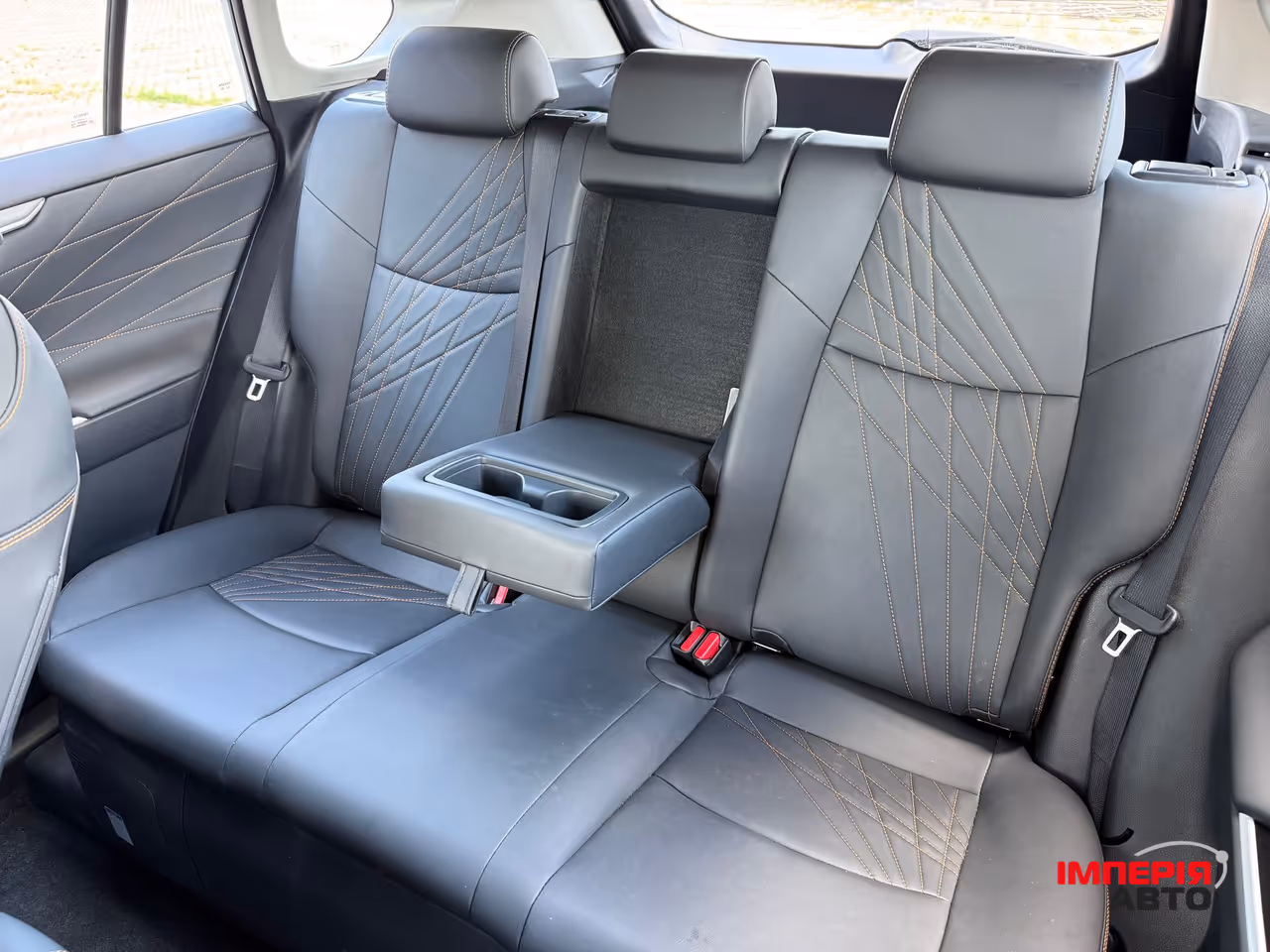 Toyota RAV4 - фото 13