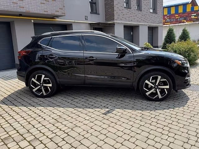 Nissan Rogue - фото 5