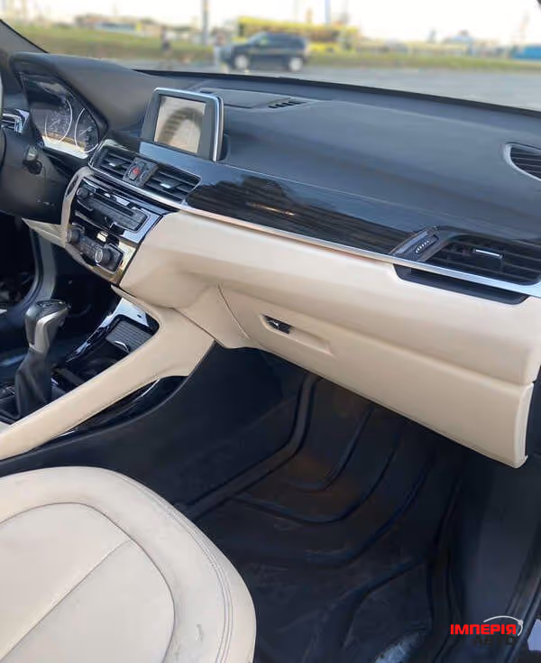 BMW X1 - фото 9