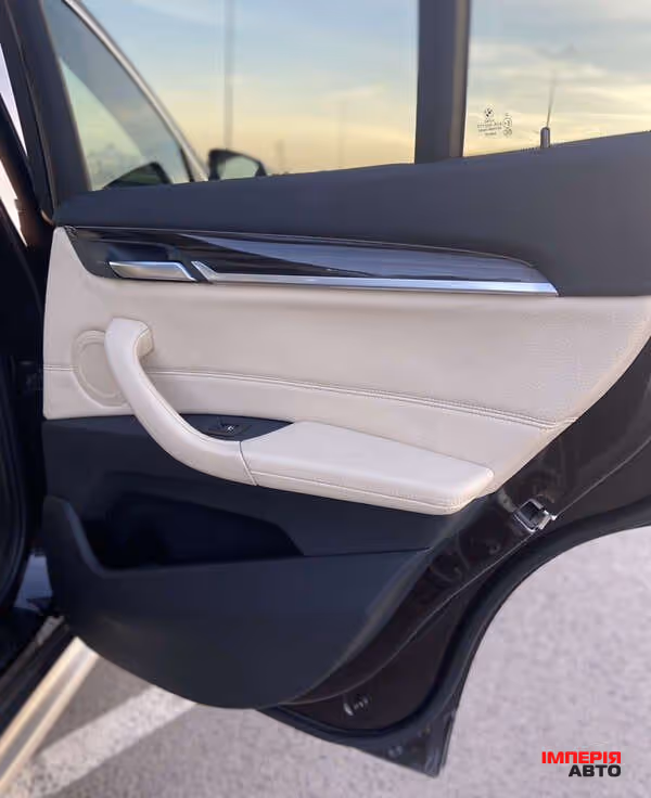 BMW X1 - фото 7