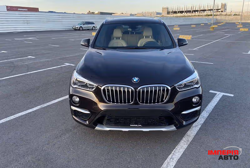 BMW X1 - фото 2