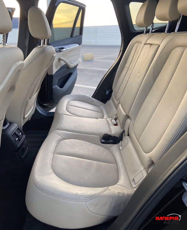 BMW X1 - фото 10