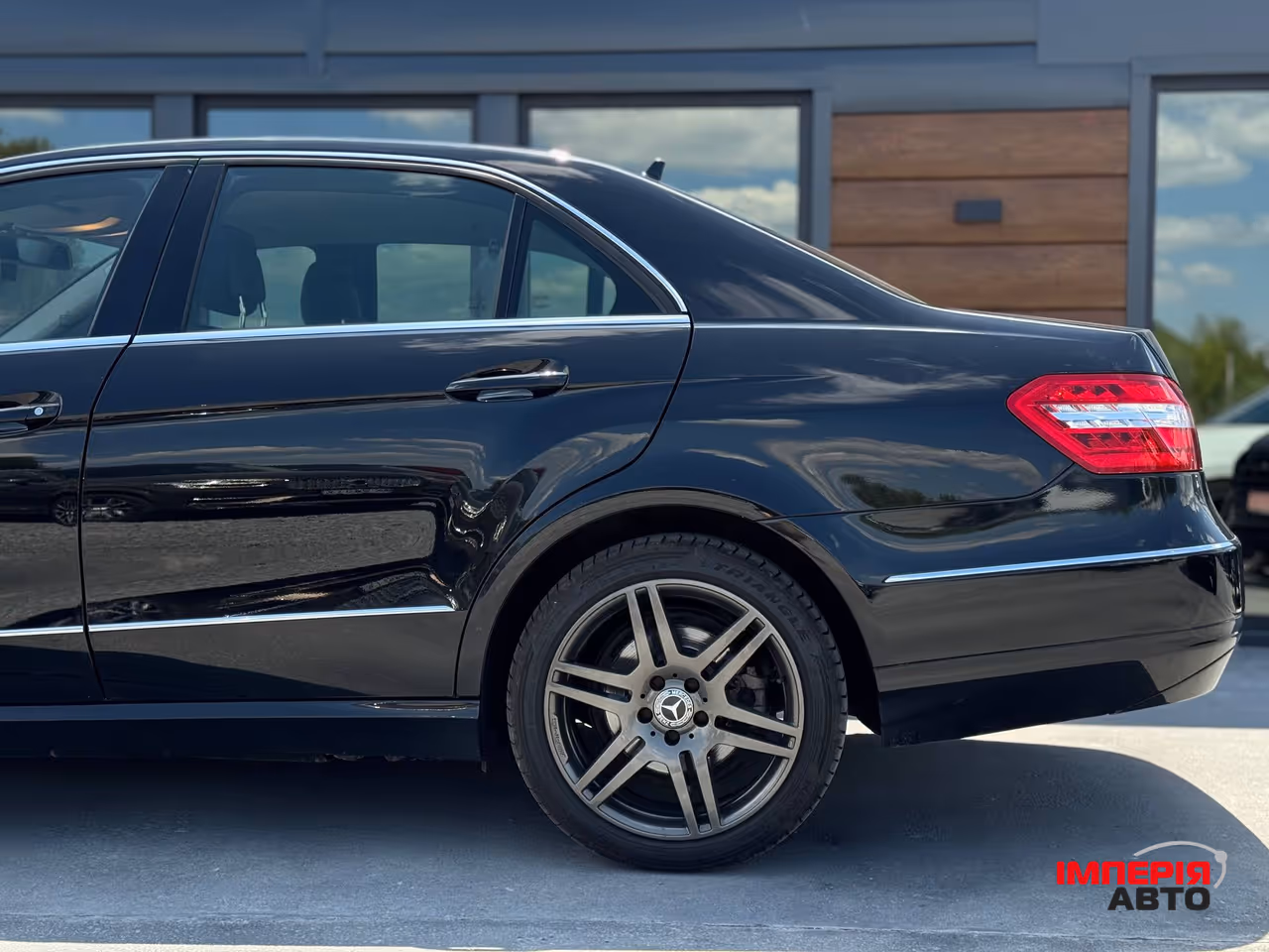 Mercedes-Benz E-Класс - фото 14