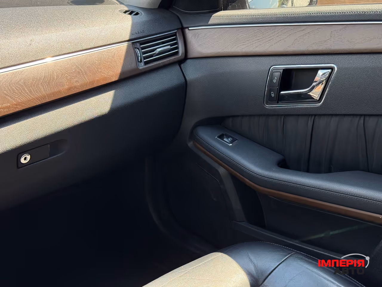 Mercedes-Benz E-Класс - фото 55
