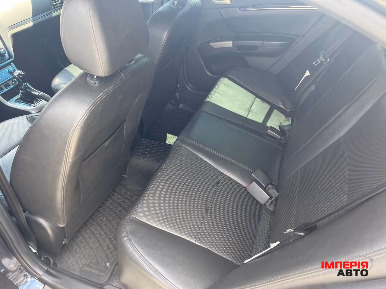 Geely Emgrand EC7 - фото 16