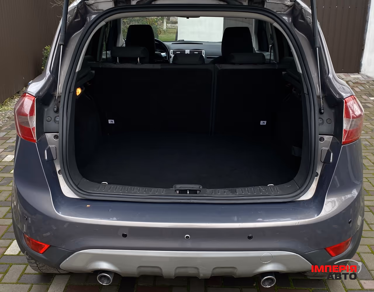 Ford Kuga - фото 10