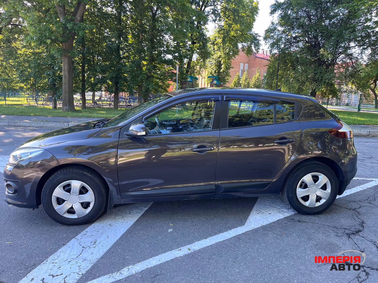 Renault Megane - фото 8