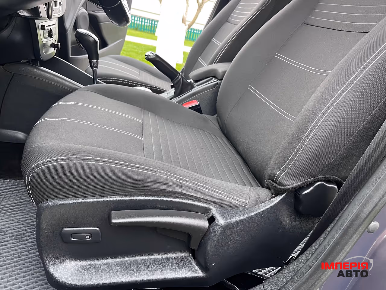 Renault Megane - фото 15