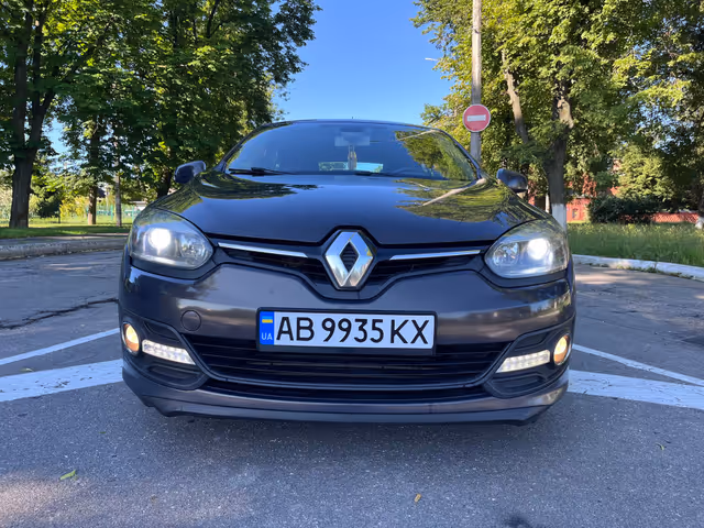 Renault Megane - фото 2