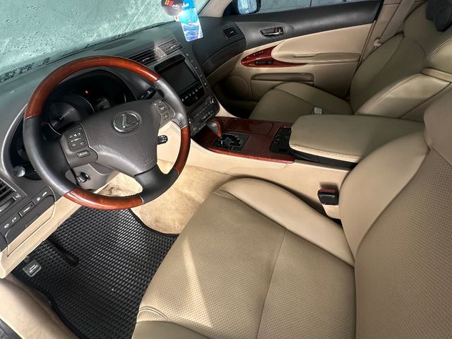 Lexus GS - фото 5