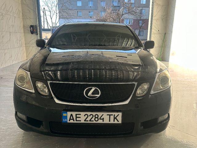 Lexus GS - фото 1