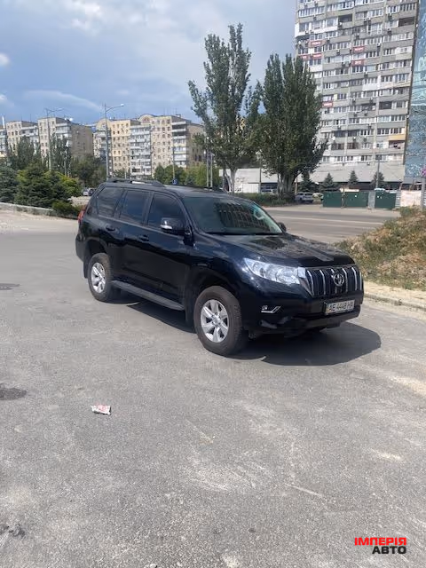 Toyota Land Cruiser Prado - фото 2