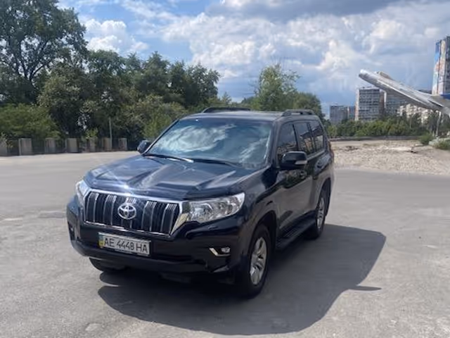 Toyota Land Cruiser Prado - фото 1