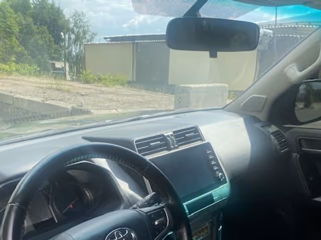 Toyota Land Cruiser Prado - фото 4