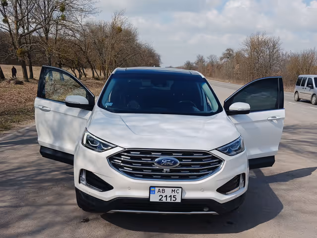 Ford Edge - фото 1