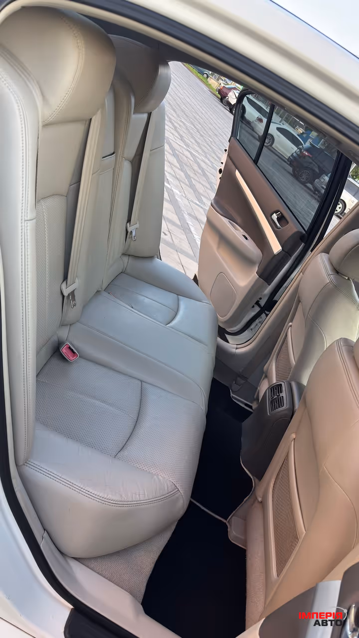 Infiniti G - фото 12