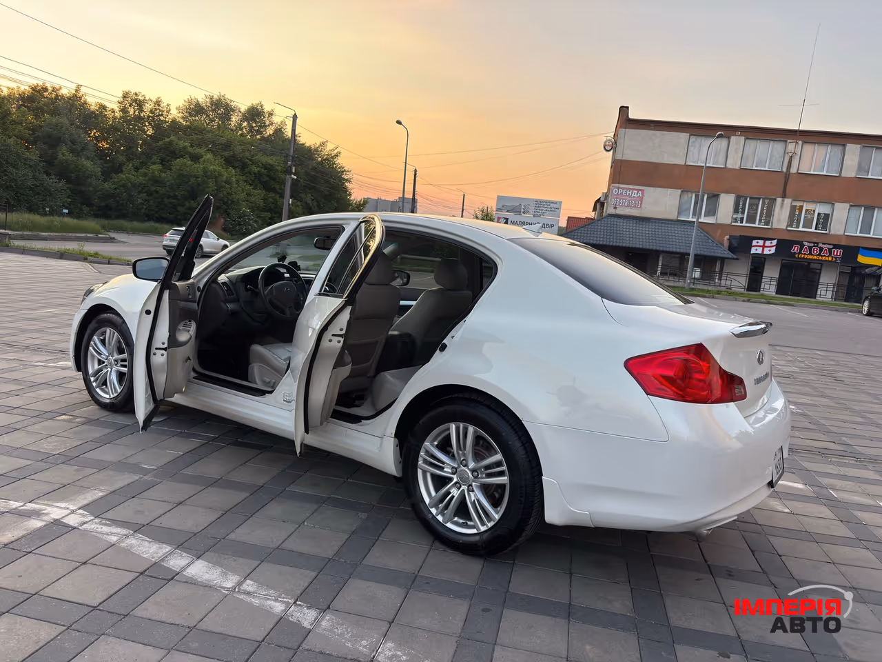Infiniti G - фото 22