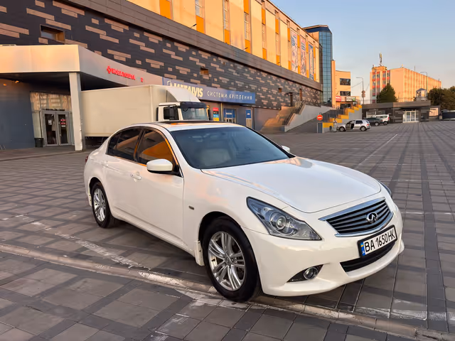 Infiniti G - фото 5