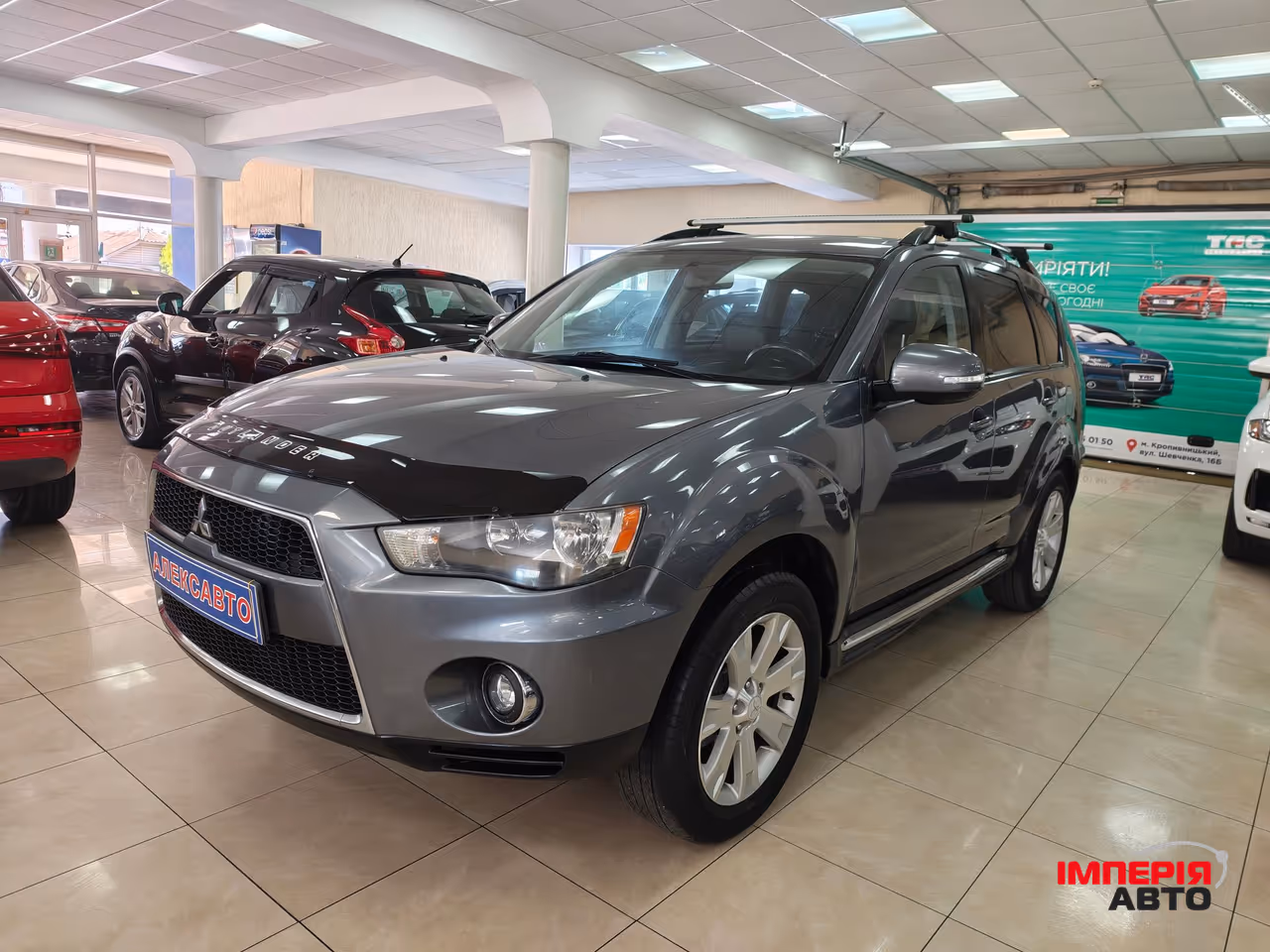 Mitsubishi Outlander - фото 3