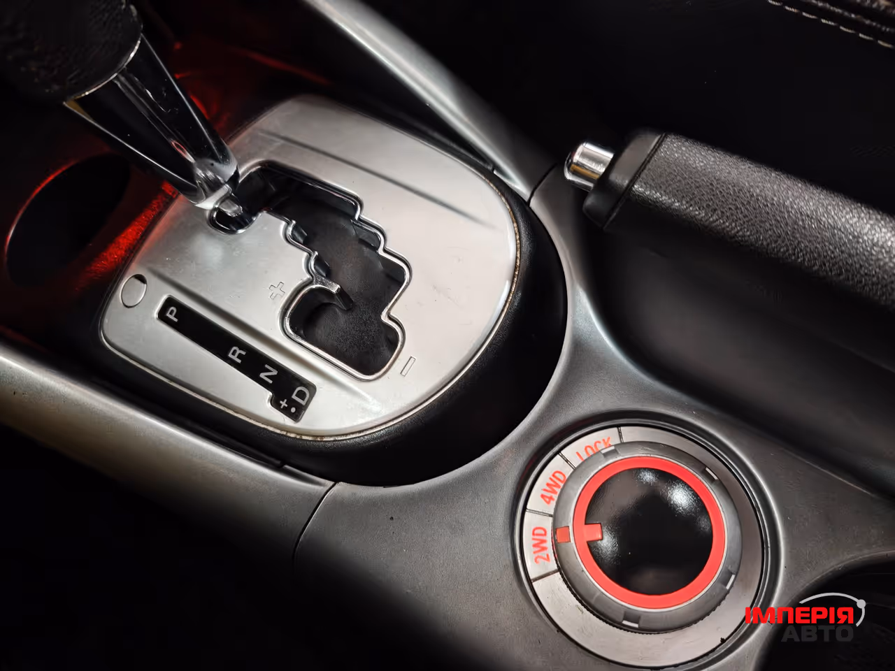 Mitsubishi Outlander - фото 14