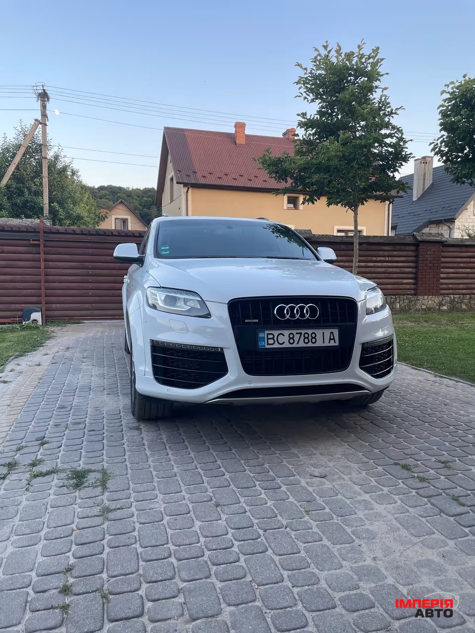 Audi Q7 - фото 1