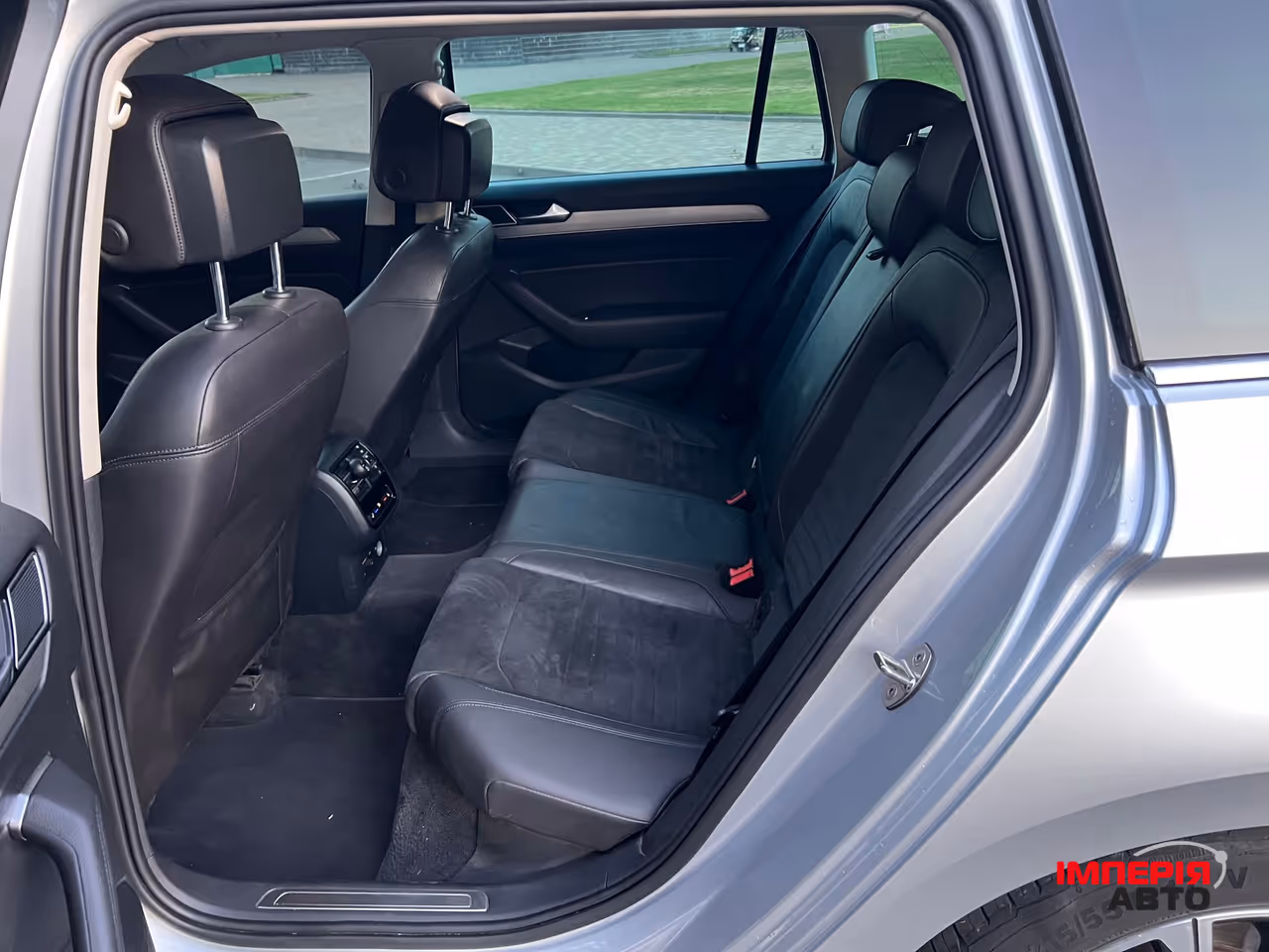 Volkswagen Passat - фото 32